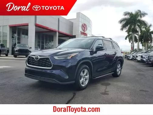 2021 Toyota Highlander L FWD photo