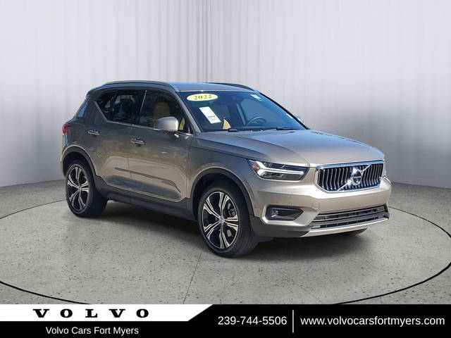 2022 Volvo XC40 Inscription AWD photo