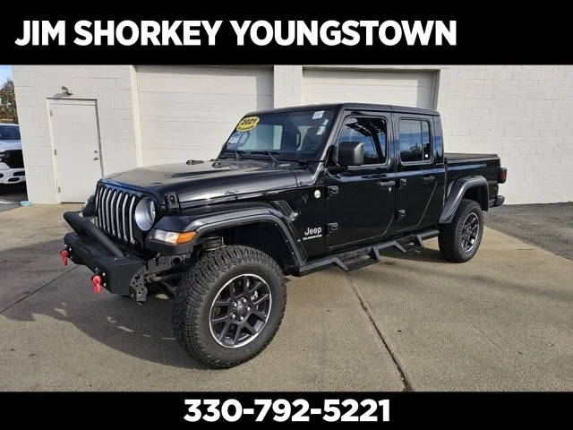 2021 Jeep Gladiator Overland 4WD photo