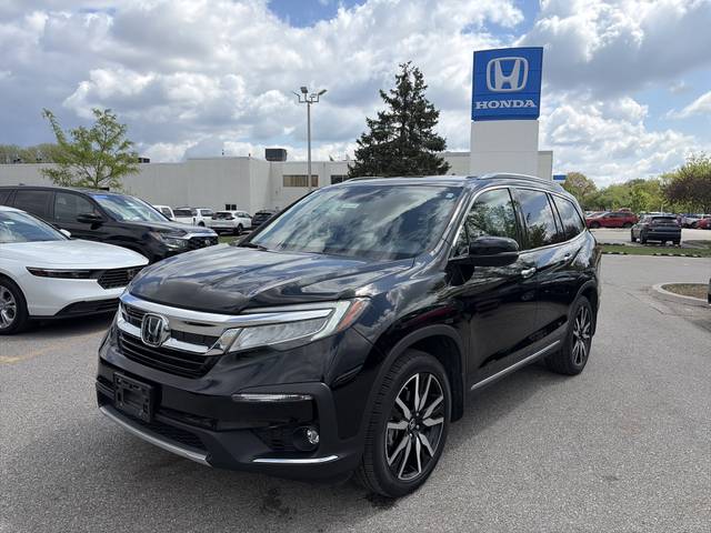 2022 Honda Pilot Touring 7-Passenger AWD photo