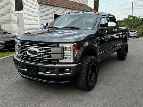 2019 Ford F-250 Super Duty Platinum 4WD photo