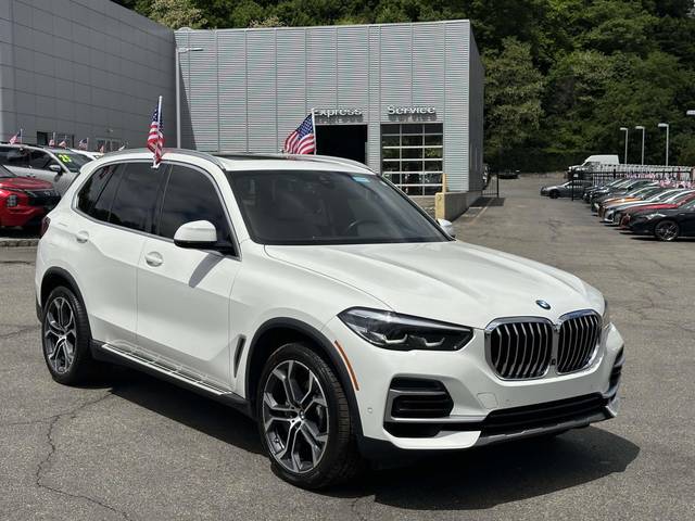 2022 BMW X5 xDrive40i AWD photo