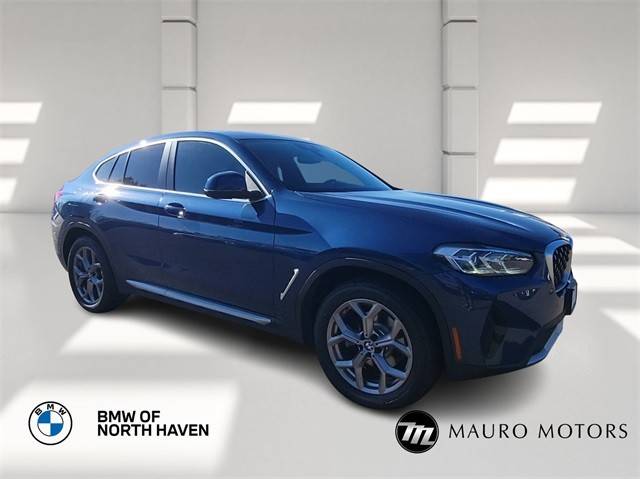 2022 BMW X4 xDrive30i AWD photo