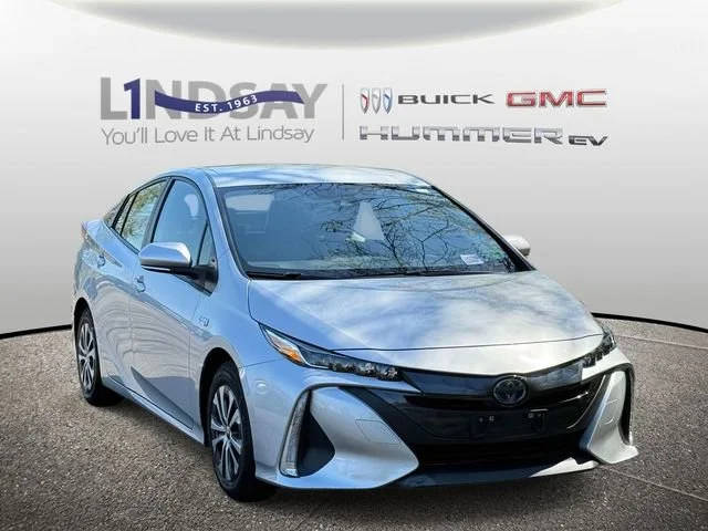 2022 Toyota Prius Prime XLE FWD photo