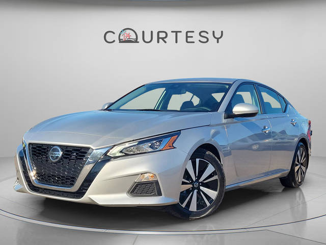 2021 Nissan Altima 2.5 SV FWD photo