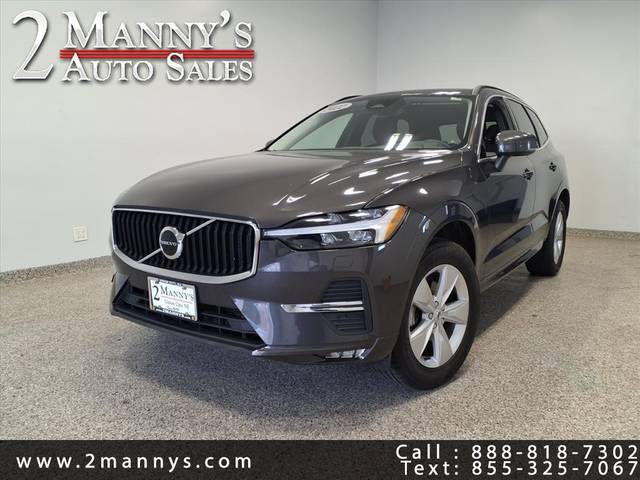 2022 Volvo XC60 Momentum AWD photo