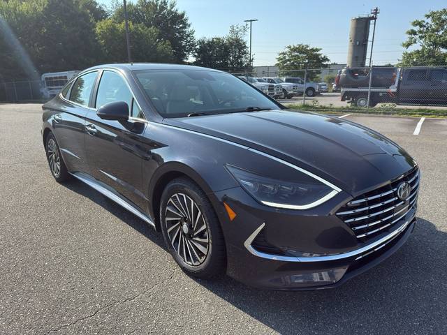 2022 Hyundai Sonata Limited FWD photo