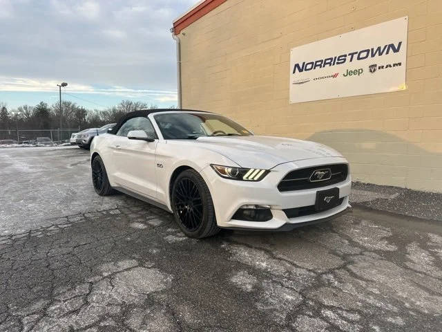 2015 Ford Mustang GT Premium RWD photo