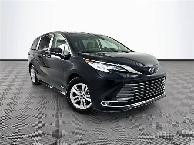 2021 Toyota Sienna Limited AWD photo