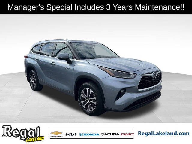 2021 Toyota Highlander Hybrid XLE AWD photo