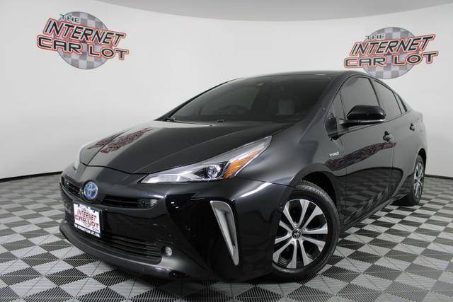 2022 Toyota Prius XLE AWD photo