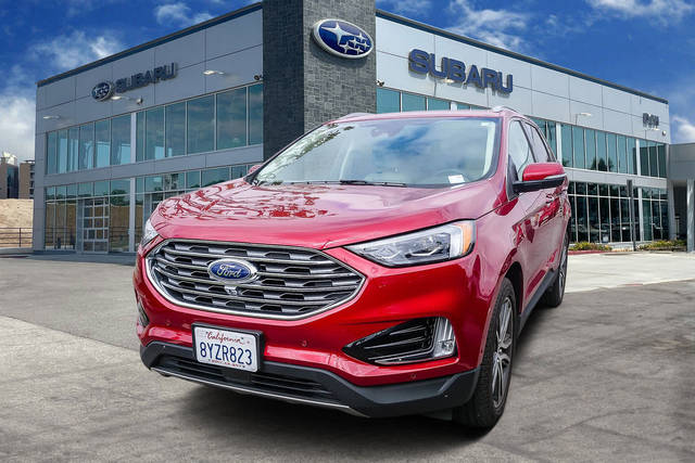 2021 Ford Edge Titanium FWD photo