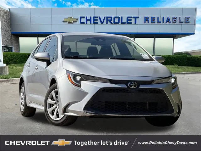 2020 Toyota Corolla LE FWD photo