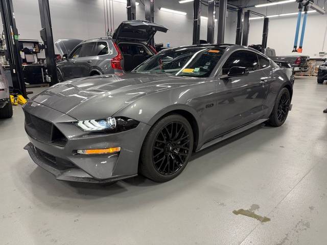2021 Ford Mustang GT RWD photo