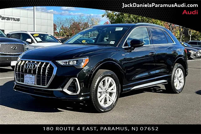 2022 Audi Q3 S line Premium AWD photo