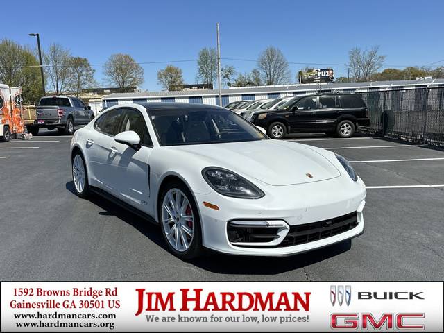 2021 Porsche Panamera GTS AWD photo
