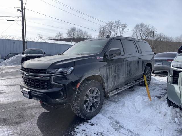 2021 Chevrolet Suburban Z71 4WD photo