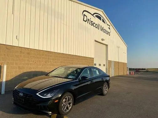 2021 Hyundai Sonata SEL FWD photo