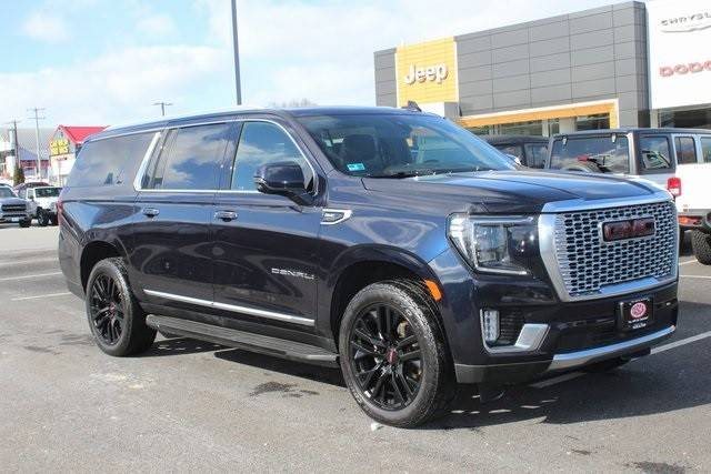 2021 GMC Yukon XL Denali 4WD photo