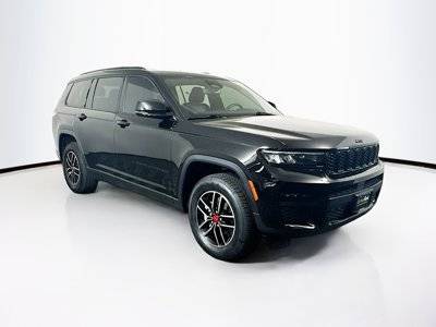 2021 Jeep Grand Cherokee L Altitude 4WD photo