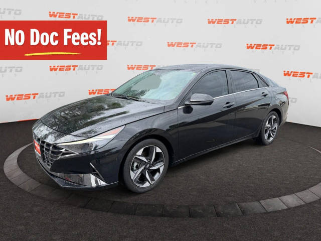 2022 Hyundai Elantra SEL FWD photo