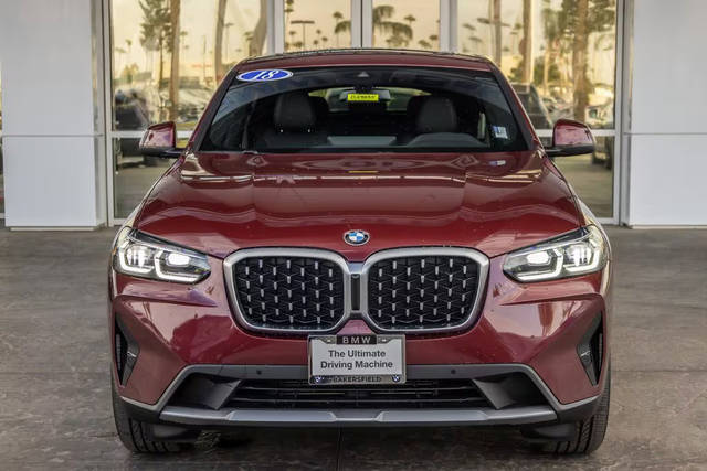 2022 BMW X4 xDrive30i AWD photo