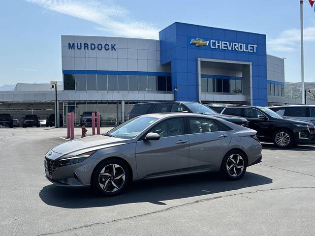 2022 Hyundai Elantra Limited FWD photo
