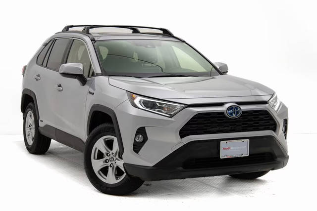 2021 Toyota RAV4 Hybrid XLE AWD photo