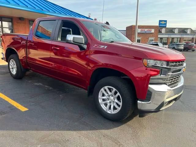 2021 Chevrolet Silverado 1500 LT 4WD photo