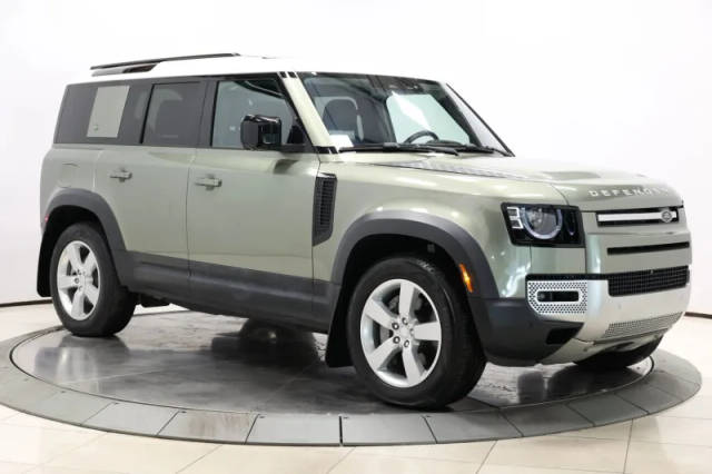 2022 Land Rover Defender 110 SE AWD photo