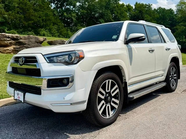 2021 Toyota 4Runner Limited 4WD photo