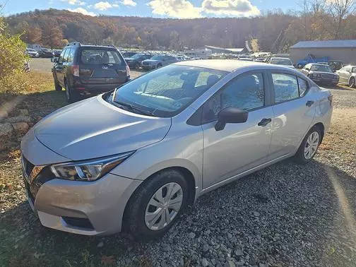 2021 Nissan Versa S FWD photo