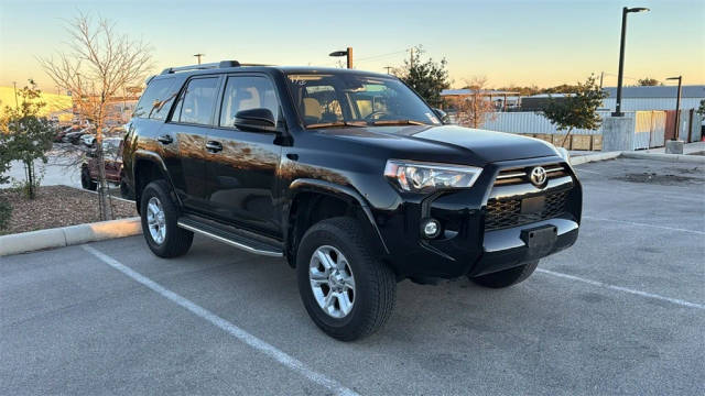 2021 Toyota 4Runner SR5 4WD photo