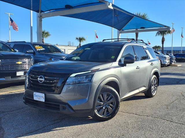 2022 Nissan Pathfinder SV 4WD photo
