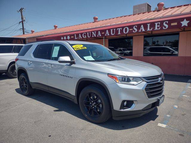 2021 Chevrolet Traverse LT Cloth FWD photo