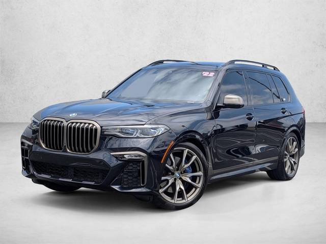 2022 BMW X7 M50i AWD photo