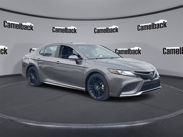 2022 Toyota Camry Hybrid XSE FWD photo