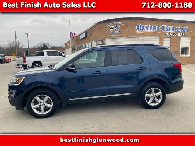 2017 Ford Explorer XLT 4WD photo