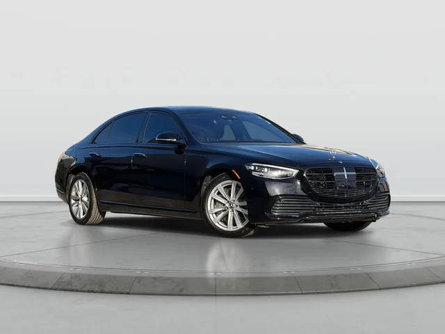 2022 Mercedes-Benz S-Class S 500 AWD photo