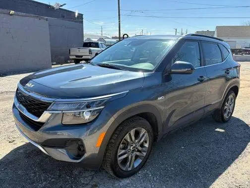 2022 Kia Seltos S AWD photo