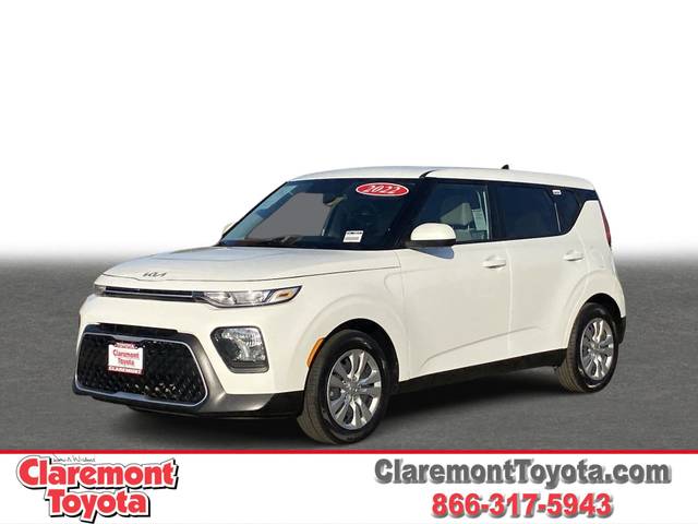 2022 Kia Soul LX FWD photo