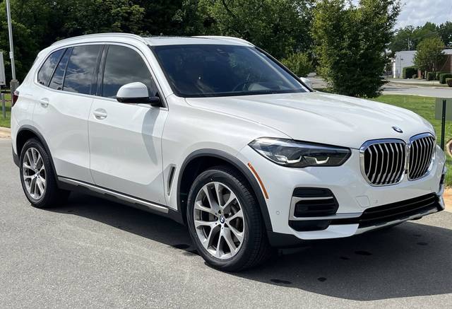 2022 BMW X5 xDrive40i AWD photo