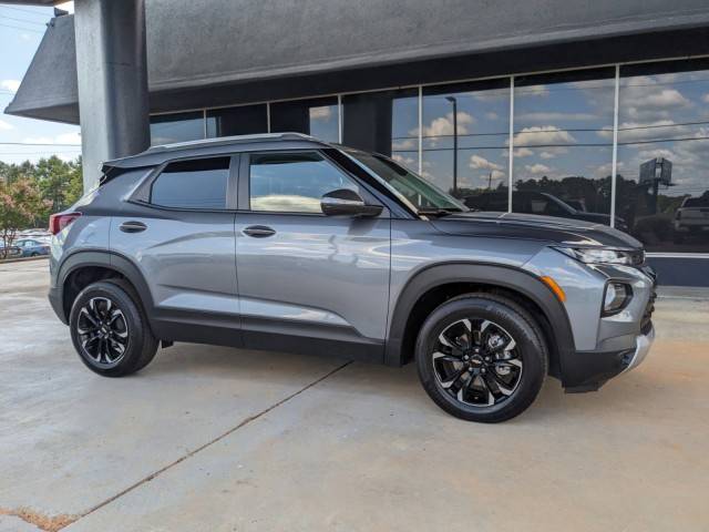 2022 Chevrolet TrailBlazer LT FWD photo