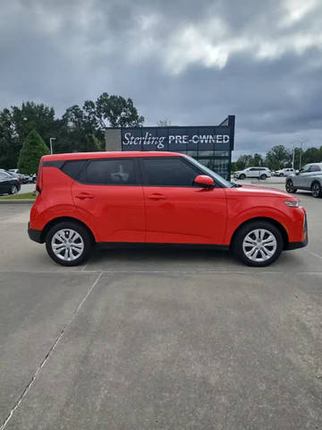 2022 Kia Soul LX FWD photo