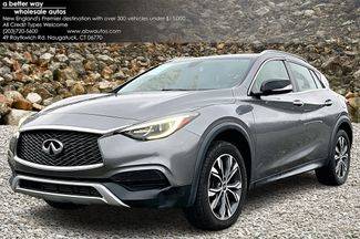 2018 Infiniti QX30 Luxury AWD photo