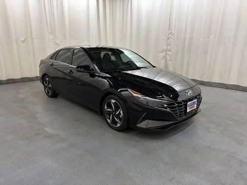 2022 Hyundai Elantra Limited FWD photo