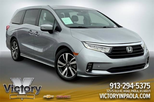 2022 Honda Odyssey Touring FWD photo