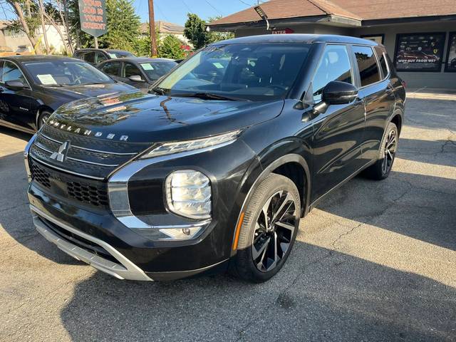2022 Mitsubishi Outlander SE FWD photo