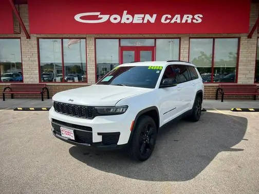 2021 Jeep Grand Cherokee L Altitude 4WD photo