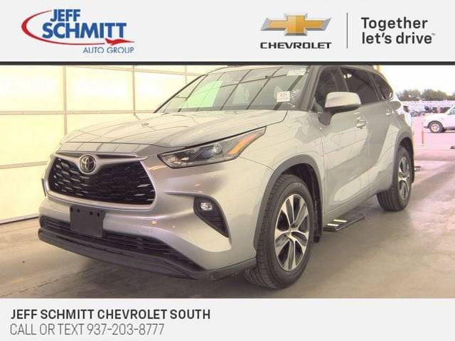 2021 Toyota Highlander XLE AWD photo